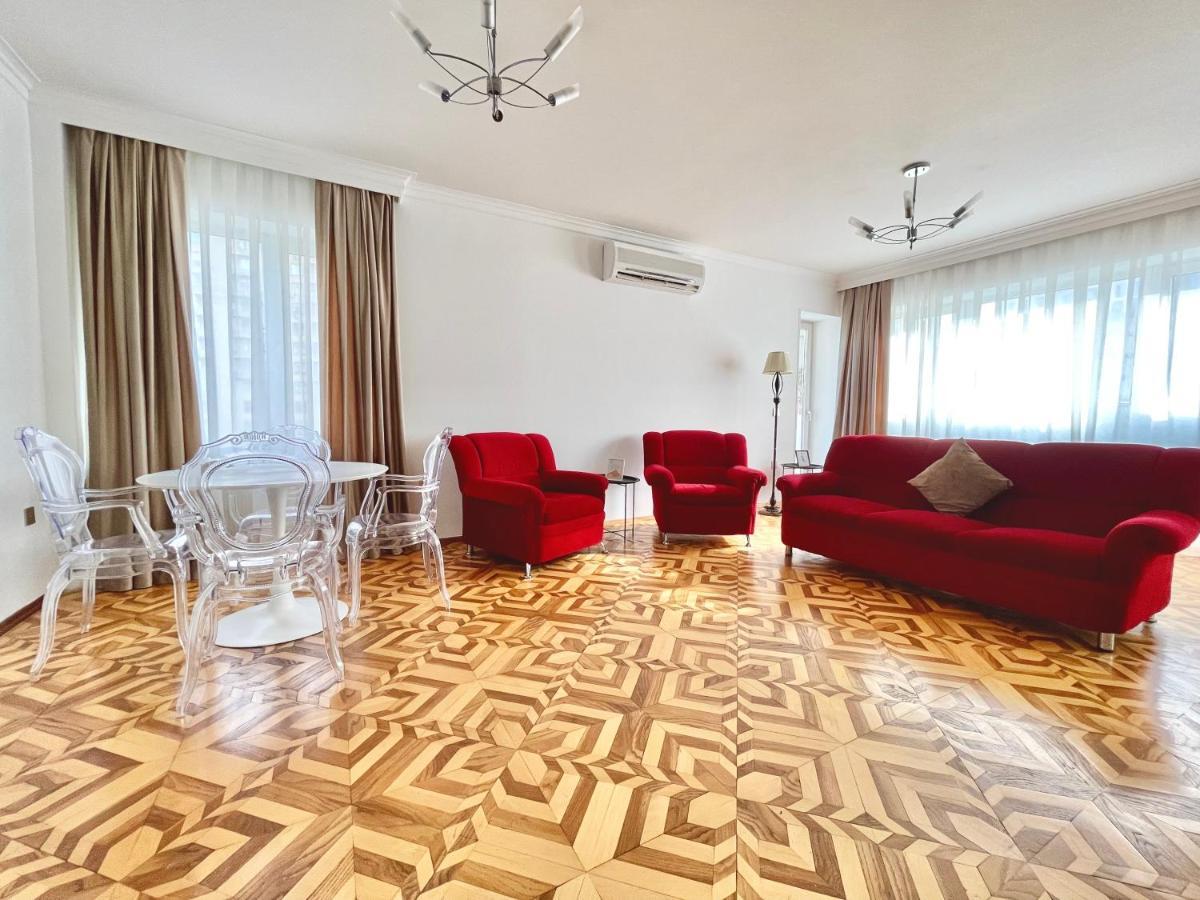 Flame Towers View Apartment Baku Exteriör bild